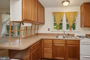 509 E St, Mountain Lake Park, MD 21550 - Photo 17