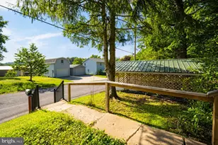 509 E St, Mountain Lake Park, MD 21550 - Photo 7
