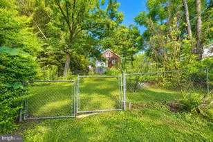 509 E St, Mountain Lake Park, MD 21550 - Photo 41