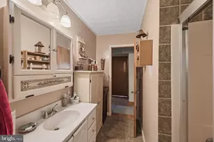 210 F St, Mountain Lake Park, MD 21550 - Photo 27