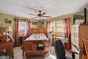 210 F St, Mountain Lake Park, MD 21550 - Photo 29