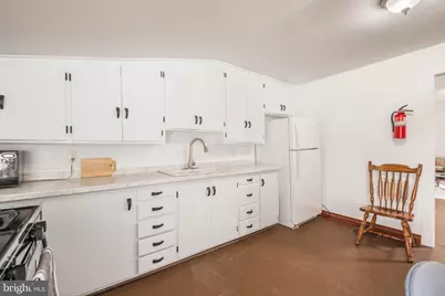 615 E Oak Street, Oakland, MD 21550 - Photo 15