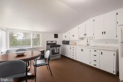 615 E Oak Street, Oakland, MD 21550 - Photo 11