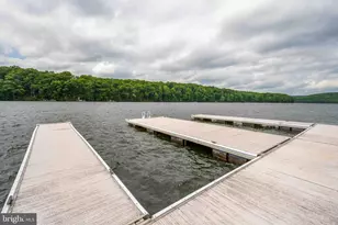 1131 Lake Shore Dr, Oakland, MD 21550 - Photo 17