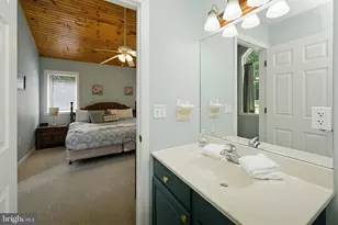 18 Mountainside Ct, Oakland, MD 21550 - Photo 35