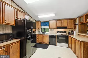 184 Upper Penn Point Dr, Oakland, MD 21550 - Photo 21
