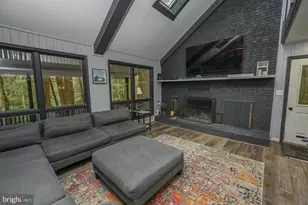 285 Lake Shore Dr, Oakland, MD 21550 - Photo 5