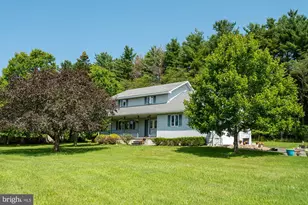 723 Kings Ct, Mountain Lake Park, MD 21550 - Photo 1
