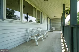 723 Kings Ct, Mountain Lake Park, MD 21550 - Photo 5