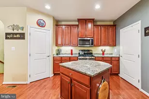 320 Lennox Dr, Fallston, MD 21047 - Photo 7