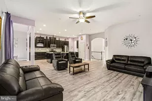 742 Falcon Ln, Aberdeen, MD 21001 - Photo 11