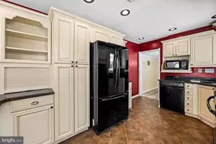 925 Waters Ave, Fallston, MD 21047 - Photo 11