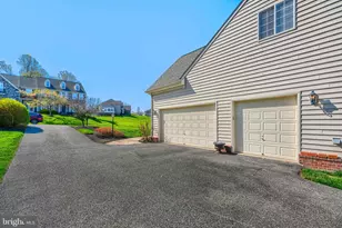 1319 Martin Meadows Dr, Fallston, MD 21047 - Photo 13