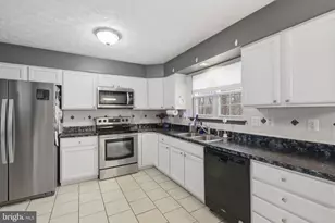 1107 Harford Town Dr, Abingdon, MD 21009 - Photo 7