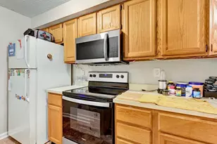 209 Oak Leaf Cir, Abingdon, MD 21009 - Photo 9