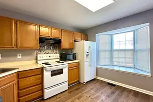 704 St Peters Ct, Edgewood, MD 21040 - Photo 5