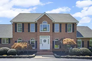 915 Saint Ann Dr, Street, MD 21154 - Photo 5