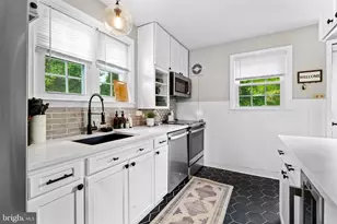 610 Colaine Dr, Aberdeen, MD 21001 - Photo 9