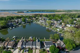 558 Anchor Dr, Joppa, MD 21085 - Photo 9