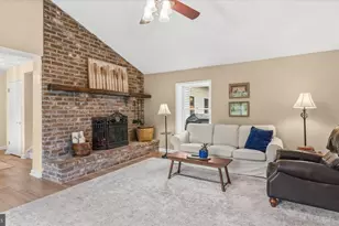 2811 Orchard Lakes Dr, Baldwin, MD 21013 - Photo 7