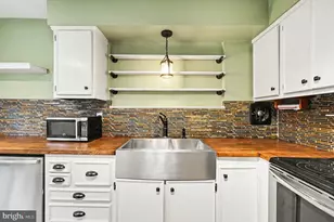 201 Mountain Rd, Fallston, MD 21047 - Photo 13
