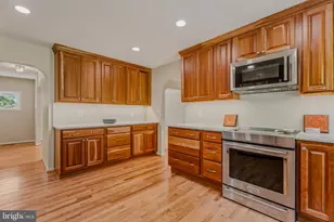 2504 Burgundy Dr, Fallston, MD 21047 - Photo 19