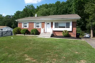 1609 Honeysuckle Dr, Forest Hill, MD 21050 - Photo 3