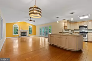 2700 Hunting Ridge Ct, Baldwin, MD 21013 - Photo 9
