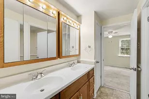 683 Towne Center Dr, Joppa, MD 21085 - Photo 21