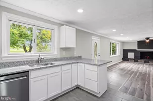 408 Cherry Hill Rd, Street, MD 21154 - Photo 17