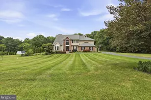 2713 Meadow Tree Dr, White Hall, MD 21161 - Photo 3