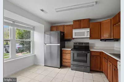 1215 Independence Square, Belcamp, MD 21017 - Photo 7