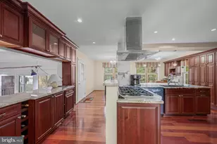 4632 Willowgrove Dr, Ellicott City, MD 21042 - Photo 5