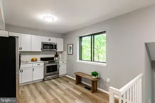 7374 Hickory Log Cir, Columbia, MD 21045 - Photo 7