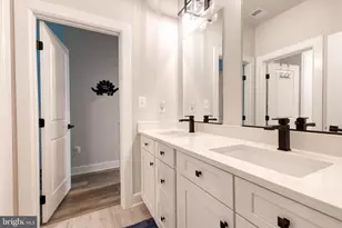 7679 Cross Creek Dr, Columbia, MD 21044 - Photo 53