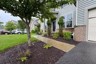 2410 Vineyard Spgs Wy, Ellicott City, MD 21043 - Photo 3