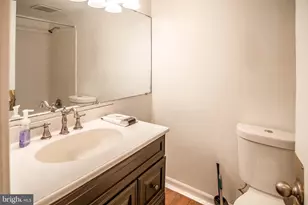 9627 White Acre Rd, Columbia, MD 21045 - Photo 23