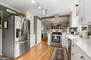 10884 Beech Creek Dr, Columbia, MD 21044 - Photo 17