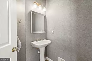 685 W Watersville Rd, Mount Airy, MD 21771 - Photo 31