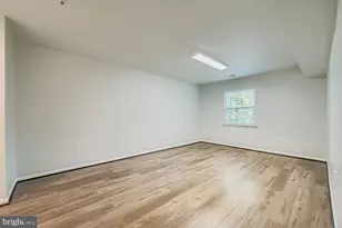 8385 Montgomery Run Rd, Ellicott City, MD 21043 - Photo 9