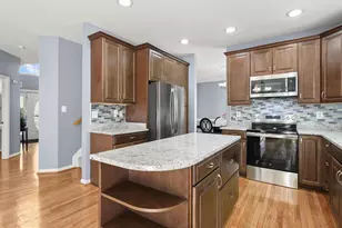 5816 Rockburn Woods Way, Elkridge, MD 21075 - Photo 11