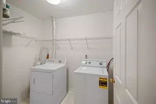 9101 Gracious End Ct, Columbia, MD 21046 - Photo 17