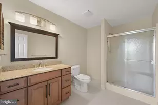 10228 Clubhouse Ct, Ellicott City, MD 21042 - Photo 47