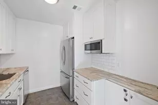 10572 Twin Rivers Rd, Columbia, MD 21044 - Photo 7