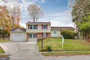 6114 Camelback Ln, Columbia, MD 21045 - Photo 1