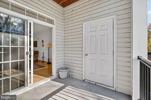 8501 Coltrane Ct, Ellicott City, MD 21043 - Photo 21