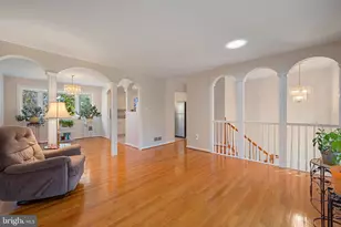 6725 Pine Dr, Columbia, MD 21046 - Photo 23