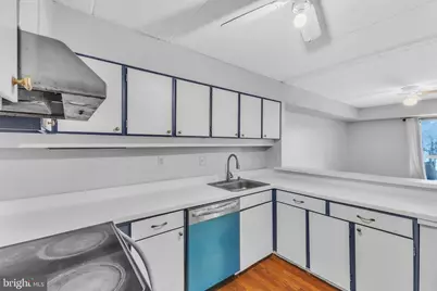 5633 Harpers Farm Road #D, Columbia, MD 21044 - Photo 5