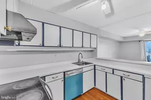 5633 Harpers Farm Rd, Columbia, MD 21044 - Photo 5