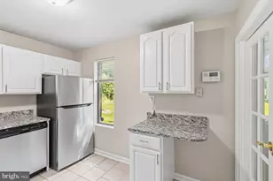 5866 Thunder Hill Rd, Columbia, MD 21045 - Photo 5